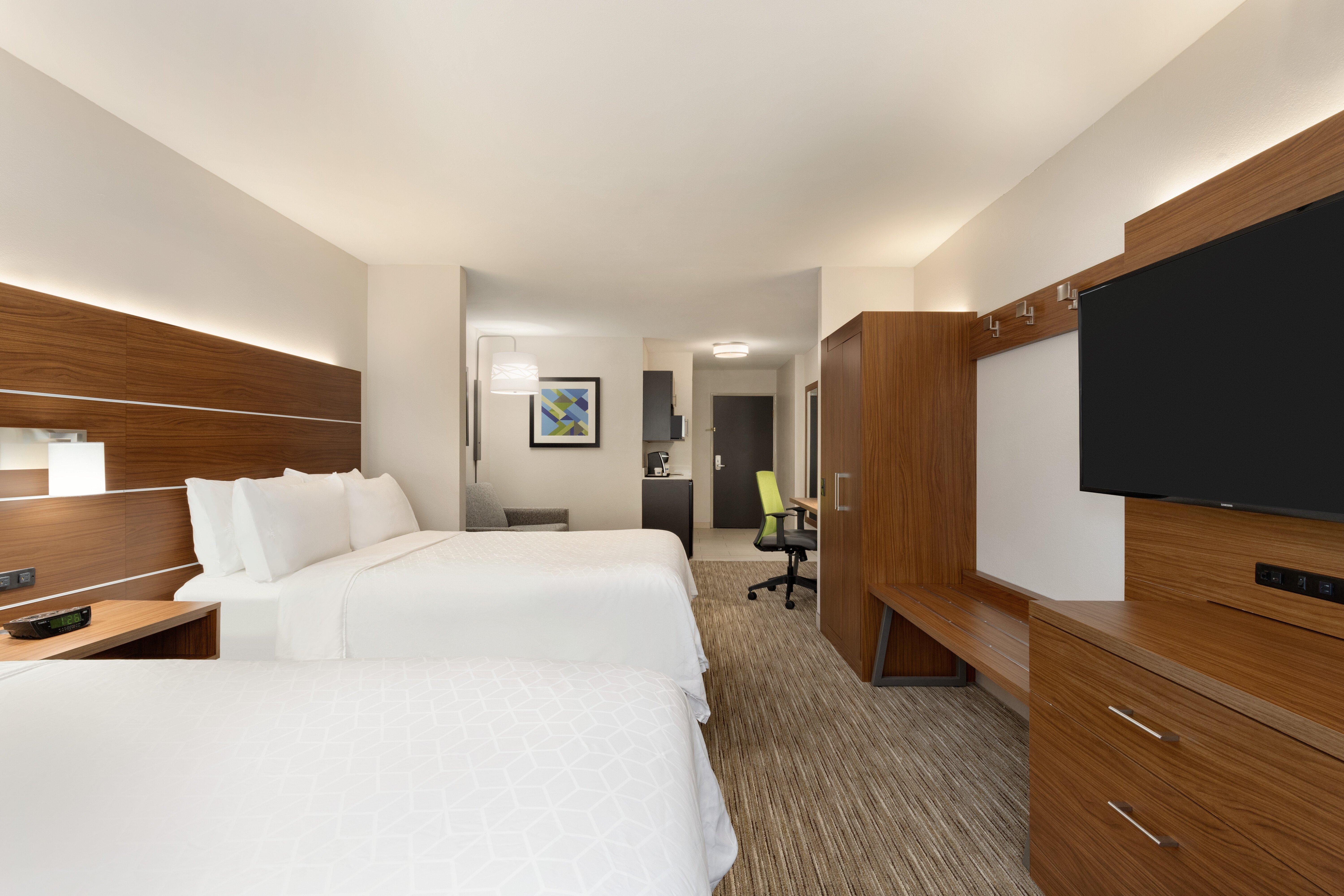 Holiday Inn Express Hotel & Suites Auburn - University Area By Ihg Exterior photo