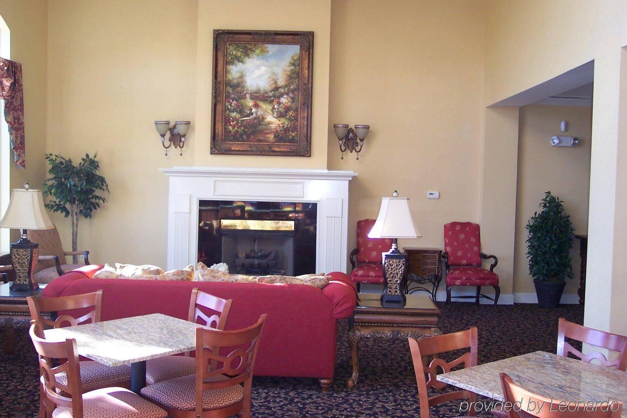 Holiday Inn Express Hotel & Suites Auburn - University Area By Ihg Exterior photo